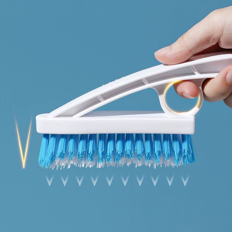 Cleaning brush