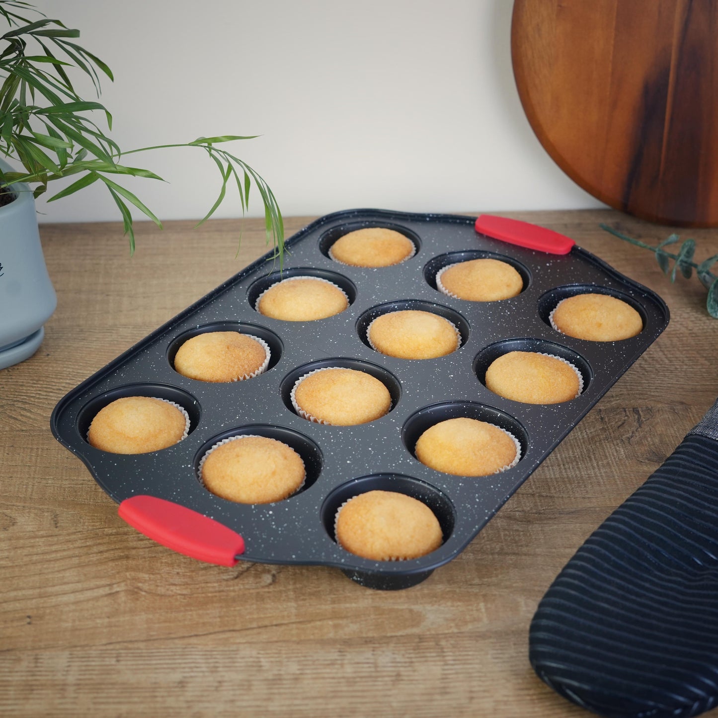 A Home Cupcake Pan