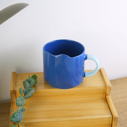 Porcelain mug