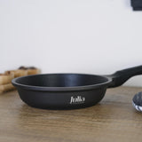 Julia's pan