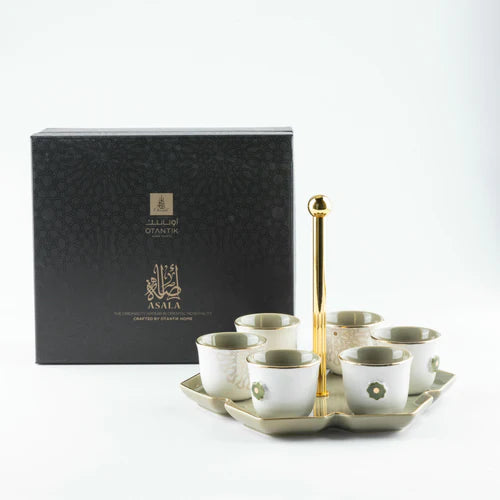 Arabic coffee set with stand