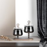 Nut serving set