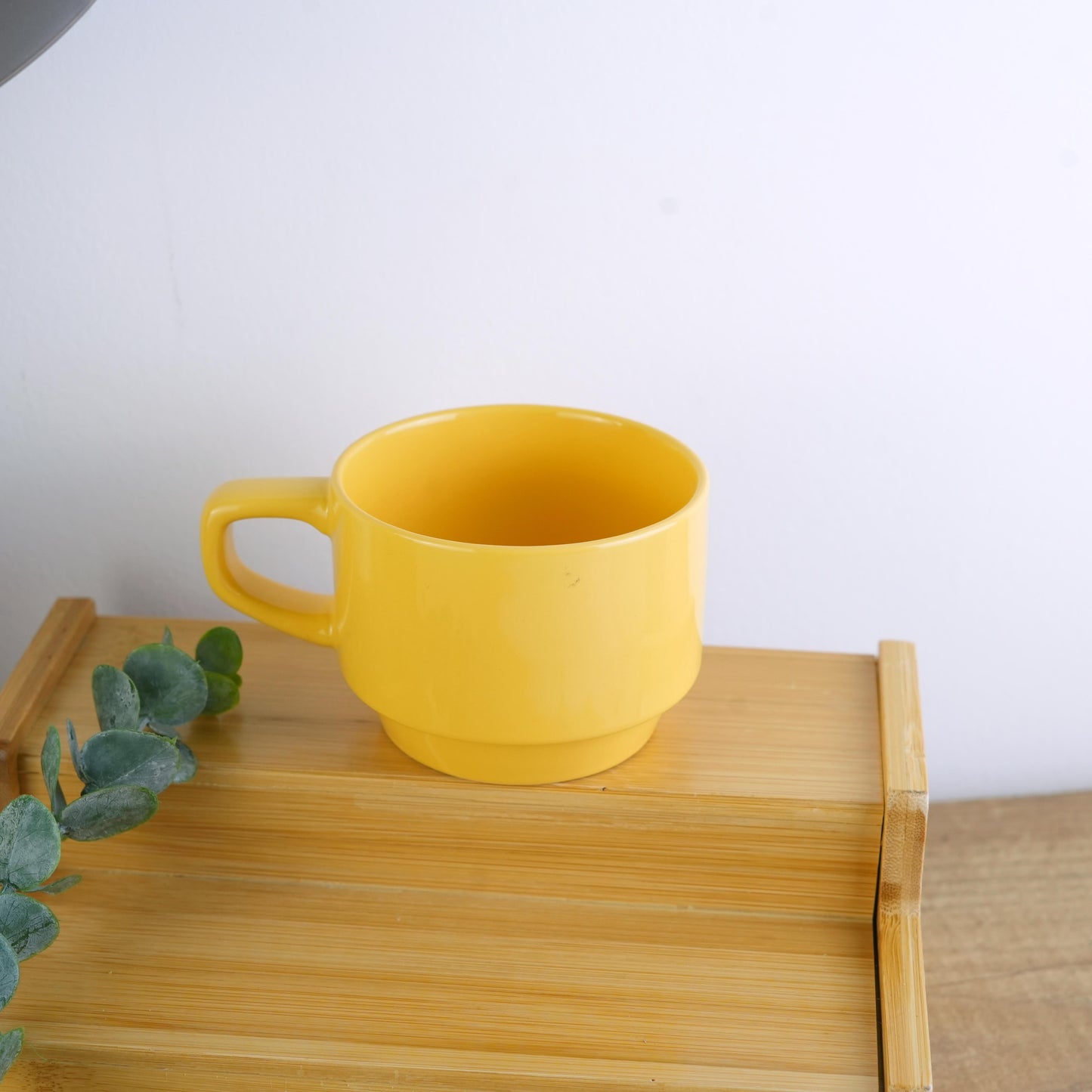 Porcelain mug