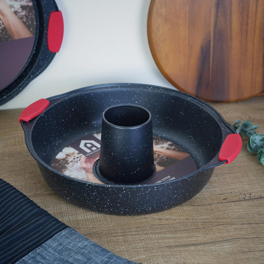A Home Granite Cake Pan